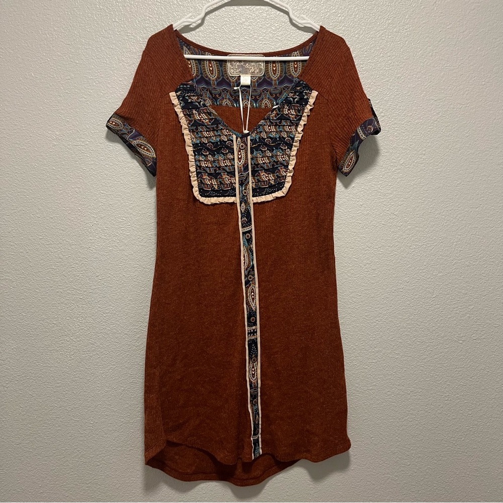 Anthropologie Nick & Me Dress Short Sleeve Paisley Detail Comfort Gift NWT
